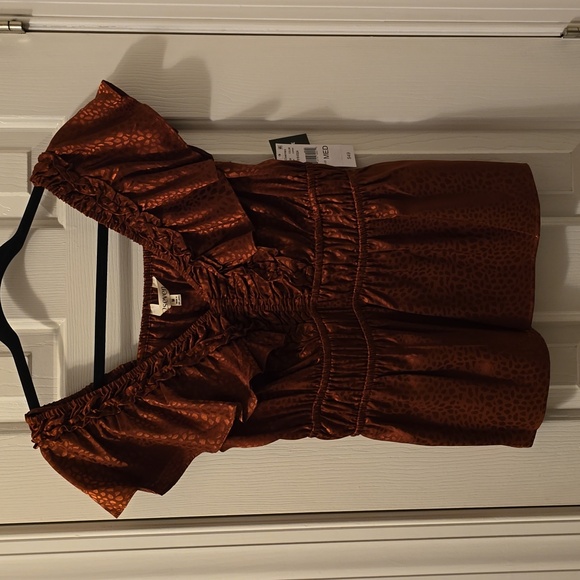 52SEVEN BRAND WOMEN'S COPPER TOP WITH RUFFLES SIZE MEDIUM - Picture 2 of 13